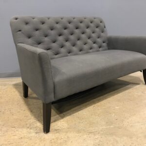RENT Settee  CH2-015