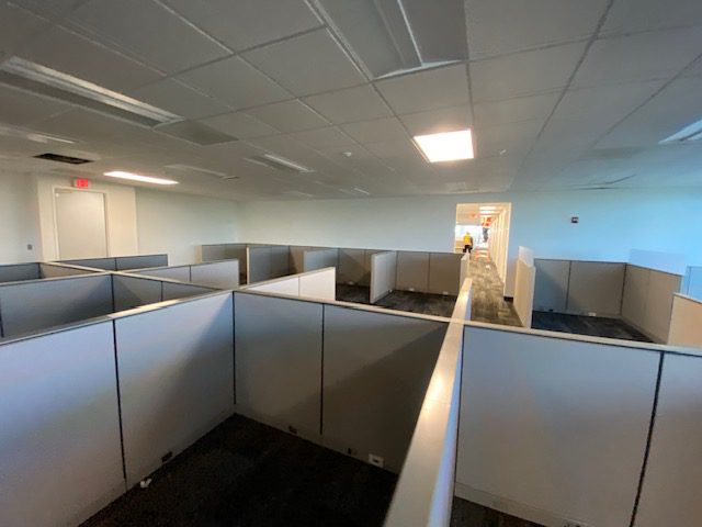 Healthcare Provider — Comprehensive Workspace Furnishing